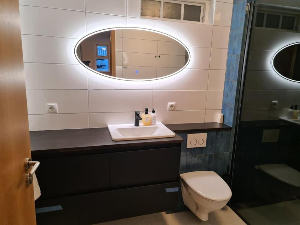 Laekjargata Apartment アークレイリ エクステリア 写真